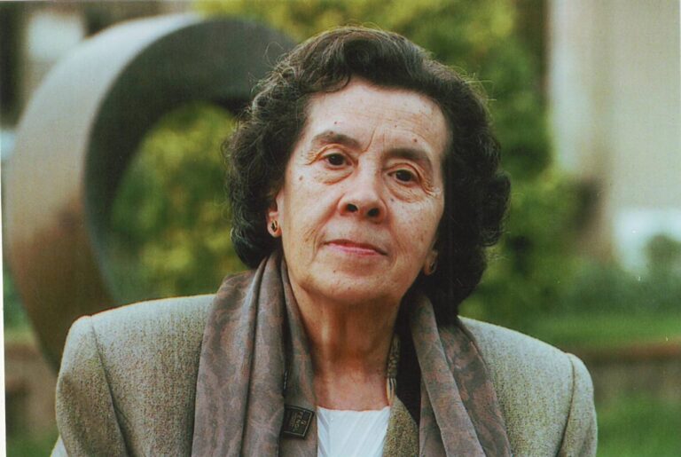 Maria Àngels Anglada