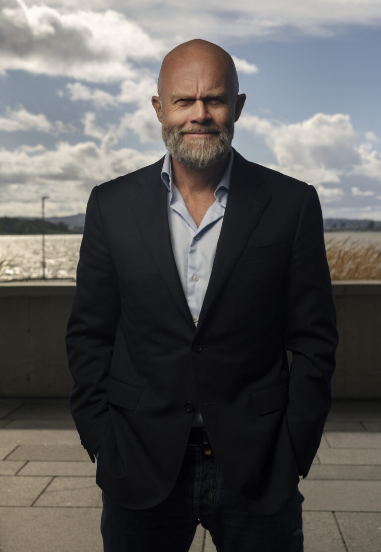 Erik Bertrand Larssen